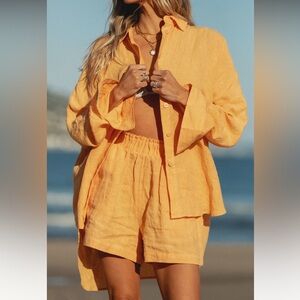 Capri Linen Oversized Button Top